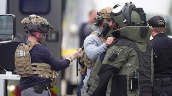 Colorado attacker threw petrol bombs and used flamethrower to injure six at pro-Israel rally in Boulder Colorado attacker threw petrol bombs and used flamethrower to injure six at pro-Israel rally in Boulder