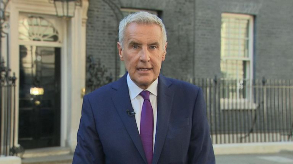 Dermot Murnaghan: Former Sky News presenter diagnosed with stage four prostate cancer Dermot Murnaghan: Former Sky News presenter diagnosed with stage four prostate cancer