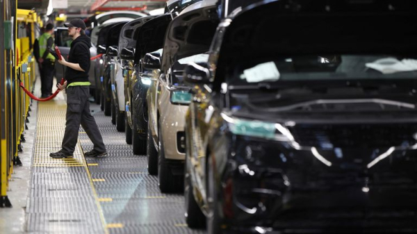 Trade war: UK car exports to US halved in May ahead of truce Trade war: UK car exports to US halved in May ahead of truce