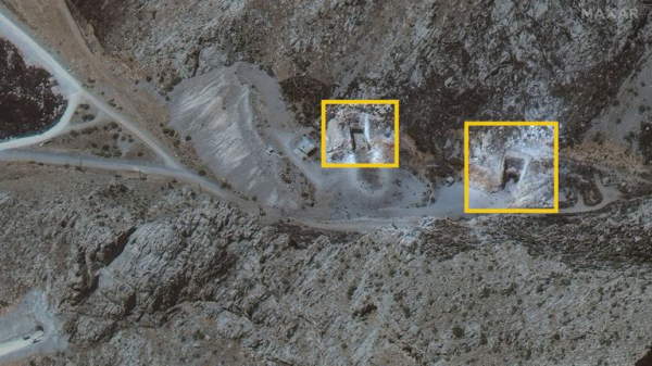 US warplanes transit through UK as Trump considers striking Iran US warplanes transit through UK as Trump considers striking Iran