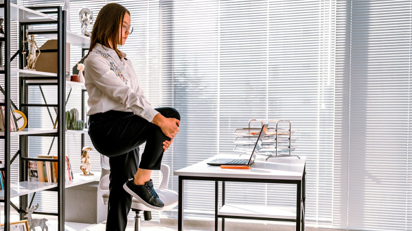 How to avoid getting 'office chair butt' from prolonged sitting at work How to avoid getting 'office chair butt' from prolonged sitting at work