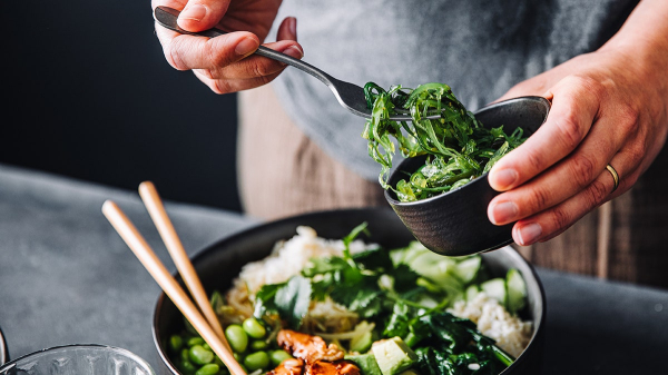 Popular 'fibermaxxing' diet trend not right for everyone, nutritionist says