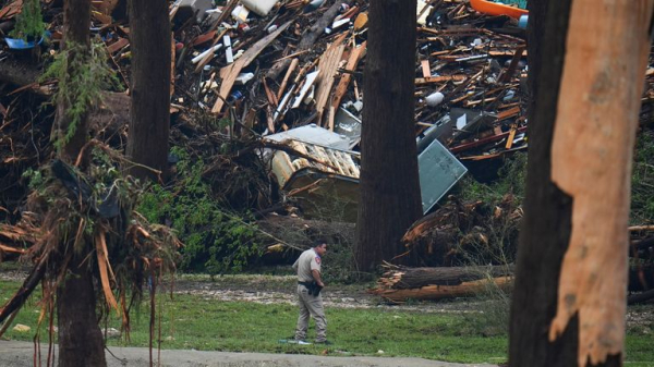 At least 51 people killed in Texas flooding as authorities face scrutiny over response At least 51 people killed in Texas flooding as authorities face scrutiny over response