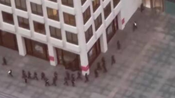 Gunman kills four including police officer at New York skyscraper - as suspect named Gunman kills four including police officer at New York skyscraper - as suspect named