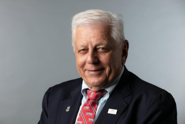 Larger statin dosages urged for many with cholesterol, heart risks Larger statin dosages urged for many with cholesterol, heart risks