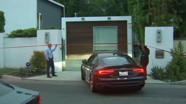 Robin Kaye: American Idol TV executive and her husband shot dead inside their Los Angeles home Robin Kaye: American Idol TV executive and her husband shot dead inside their Los Angeles home