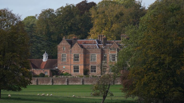 Starmer aims to break cabinet away day curse