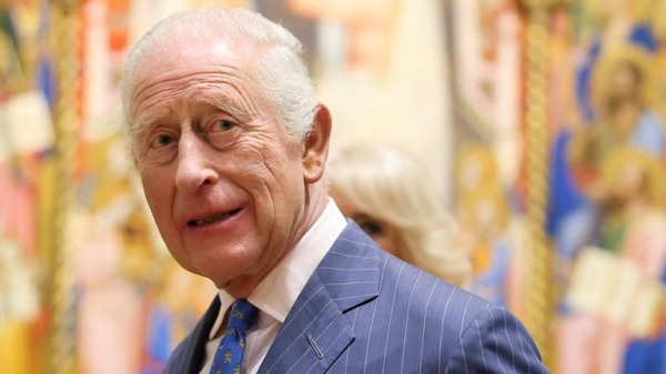 The King and AI: A humanoid robot has painted a picture of Charles. How did it do? 