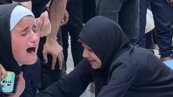 Trump warns Hamas - and claims Israel has agreed to 60-day ceasefire in Gaza Trump warns Hamas - and claims Israel has agreed to 60-day ceasefire in Gaza