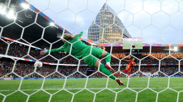 Women's Euros: Calls for extra bank holiday as Lionesses successfully defend their title Women's Euros: Calls for extra bank holiday as Lionesses successfully defend their title