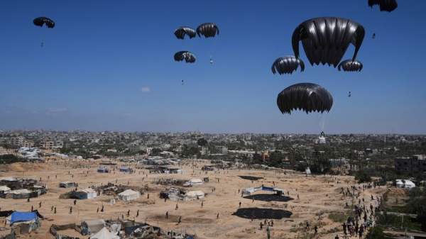 US officials to make 'highly unusual' visit to Gaza - amid warnings of 'politically manmade' famine US officials to make 'highly unusual' visit to Gaza - amid warnings of 'politically manmade' famine