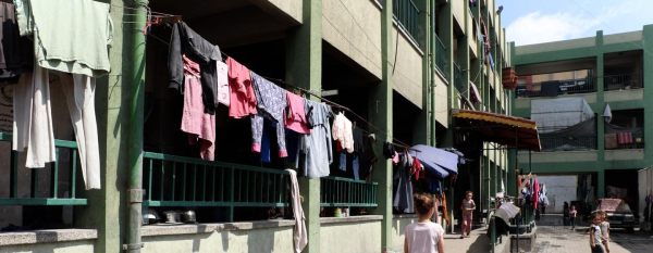 Gaza: With a suitcase for a school bag, classrooms have become shelters
 Gaza: With a suitcase for a school bag, classrooms have become shelters
