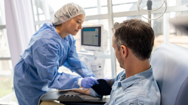 Cancer treatment could be less effective if patients consume popular sweetener Cancer treatment could be less effective if patients consume popular sweetener