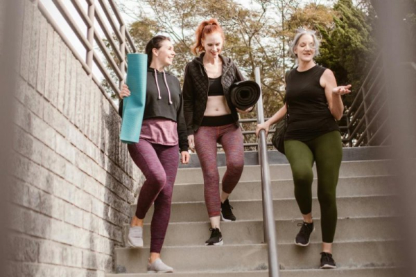 Bayer's hot flash drug posts promising results while awaiting FDA nod Bayer's hot flash drug posts promising results while awaiting FDA nod