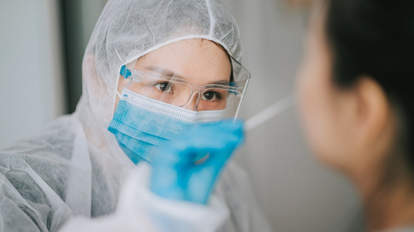 New virus strain spikes in 9 US states with symptoms from brain fog to persistent cough New virus strain spikes in 9 US states with symptoms from brain fog to persistent cough