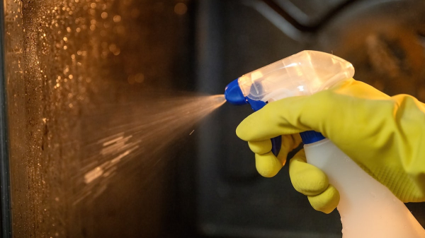 Parkinson&rsquo;s risk could increase with exposure to common chemical, study suggests