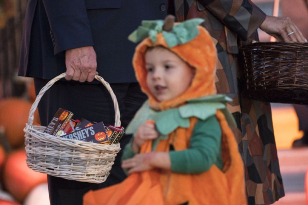 Nighttime Halloween fun presents heightened risk for kids Nighttime Halloween fun presents heightened risk for kids