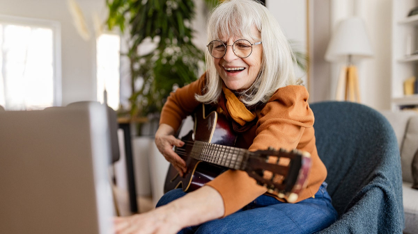 Listening to music after 70 may cut dementia risk by nearly 40%, new study suggests