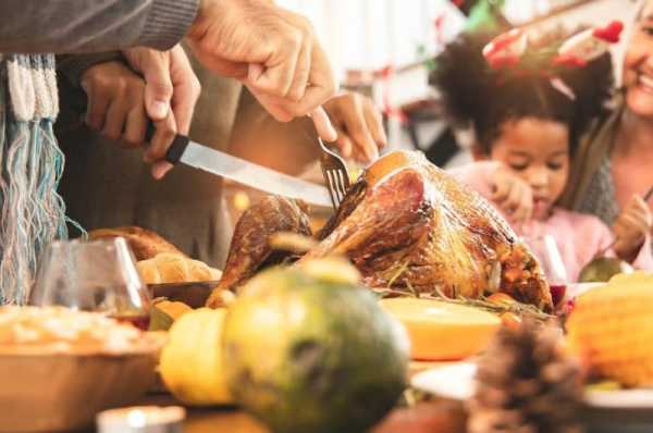 Expert offers tips to keep allergies, asthma under control at holiday gatherings Expert offers tips to keep allergies, asthma under control at holiday gatherings