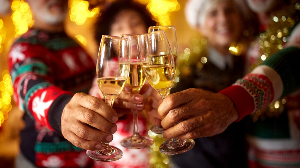 Holiday heart attacks rise as doctors share hidden triggers, prevention tips