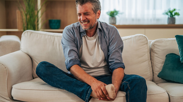 Aging-related joint disorder increasingly affects people under 40, study finds Aging-related joint disorder increasingly affects people under 40, study finds