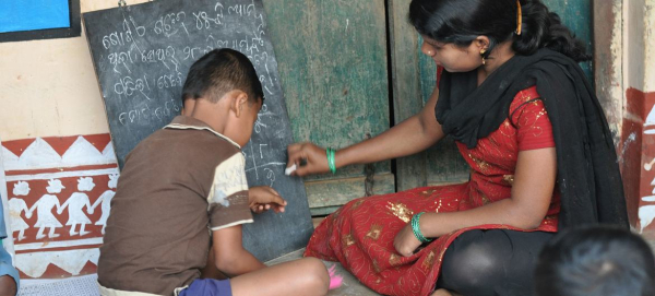 UNESCO urges a modern rethink of the right to learn
UNESCO urges a modern rethink of the right to learn