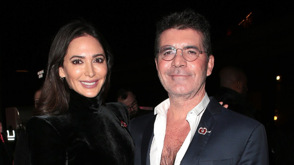 Simon Cowell says he's ‘aging backwards’ thanks to controversial blood-rinsing procedure Simon Cowell says he's ‘aging backwards’ thanks to controversial blood-rinsing procedure