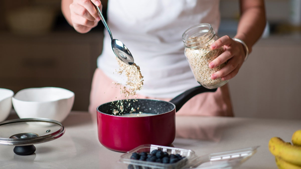 Eating oatmeal for two days has unexpected impact on heart health, study suggests