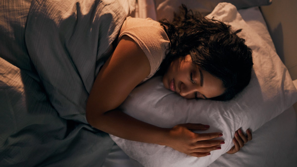 Most Americans are doing one nightly activity that's wrecking their sleep, expert says