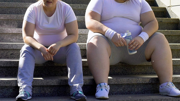 Weight gain in certain decade of life may be more dangerous, study suggests