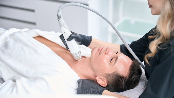 Doctors warn of &lsquo;looksmaxxing&rsquo; dangers after influencer&rsquo;s livestream emergency