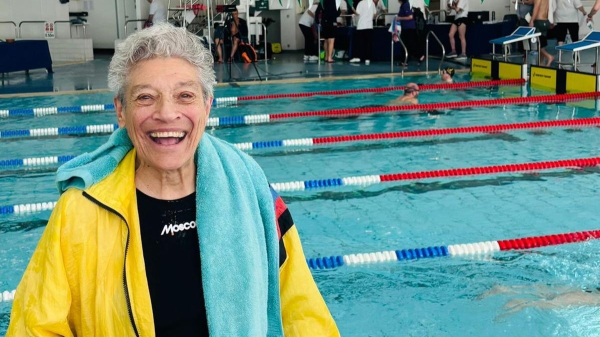 95-year-old swimmer’s workouts stun experts as she defies aging, shows others how to stay strong 95-year-old swimmer’s workouts stun experts as she defies aging, shows others how to stay strong