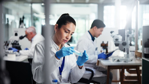 &lsquo;Wild West&rsquo; peptide craze surges beyond GLP-1s as FDA faces pressure to ease access