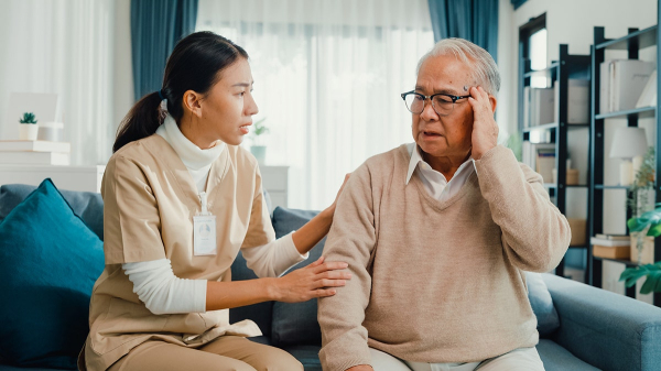 Alzheimer's blood tests may predict symptoms years in advance, but experts urge caution