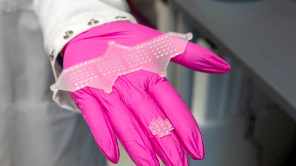 Scientists unveil 'living bandage' that could dramatically speed wound healing